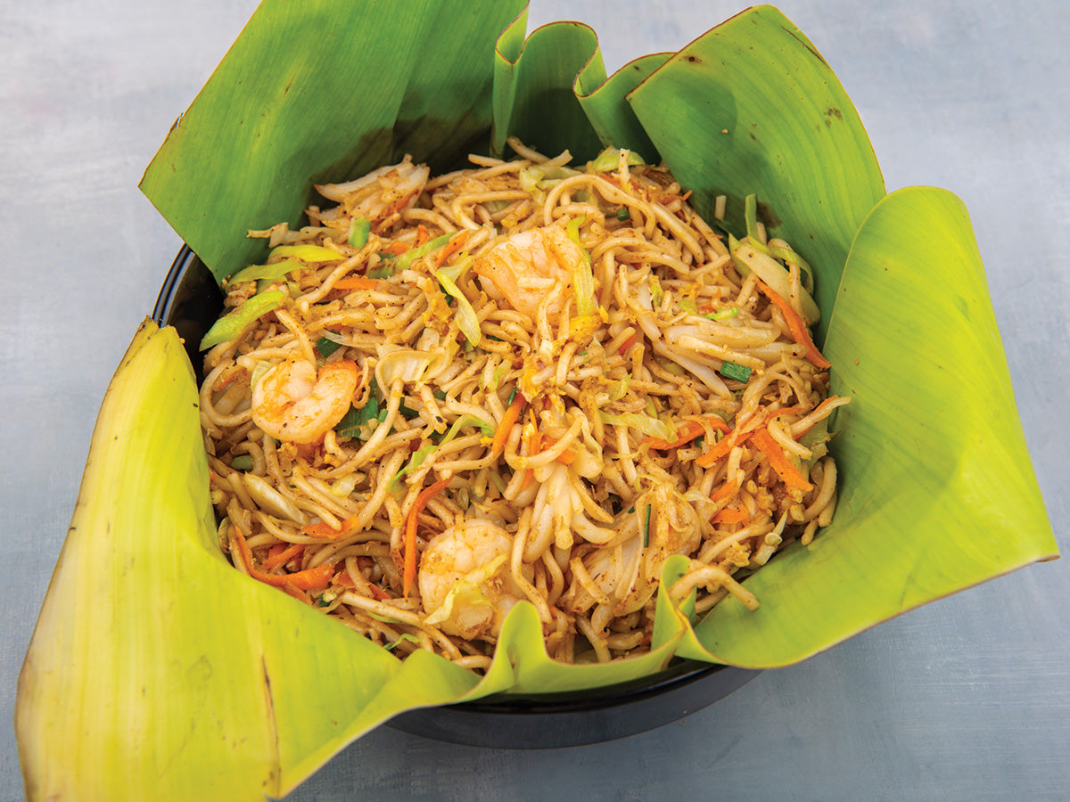 Chinese Seafood Noodles in Banana Leaf