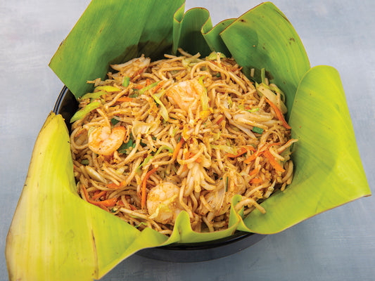 Chinese Seafood Noodles in Banana Leaf